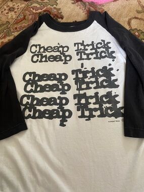 Cheap Trick  & White Raglan Band Tee 2009 good condition X-Large